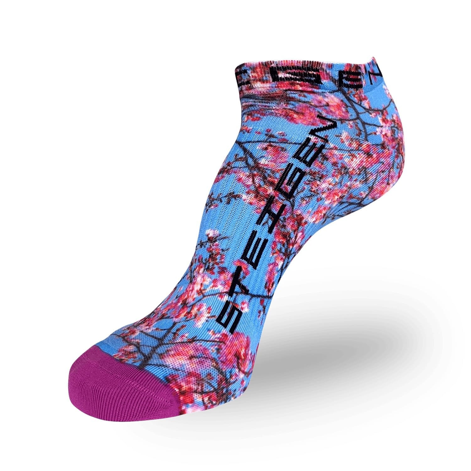 Steigen brand running sock in mixed colour graphics.